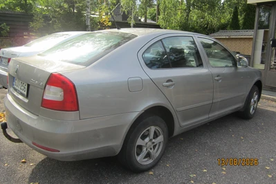 Skoda Octavia 1,6 TDI Elegance 2011, photo 5/10