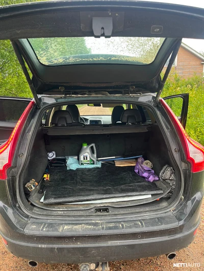 Volvo XC60 D5 AWD Summum aut 2012, kuva 4/10