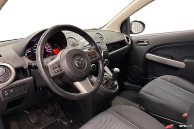 Mazda 2 1,5 Touring 5MT 5ov Z24 2010, photo 6/22