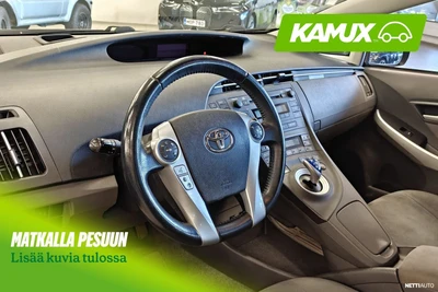 Toyota Prius HSD Sol 5ov 2010, kuva 4/7