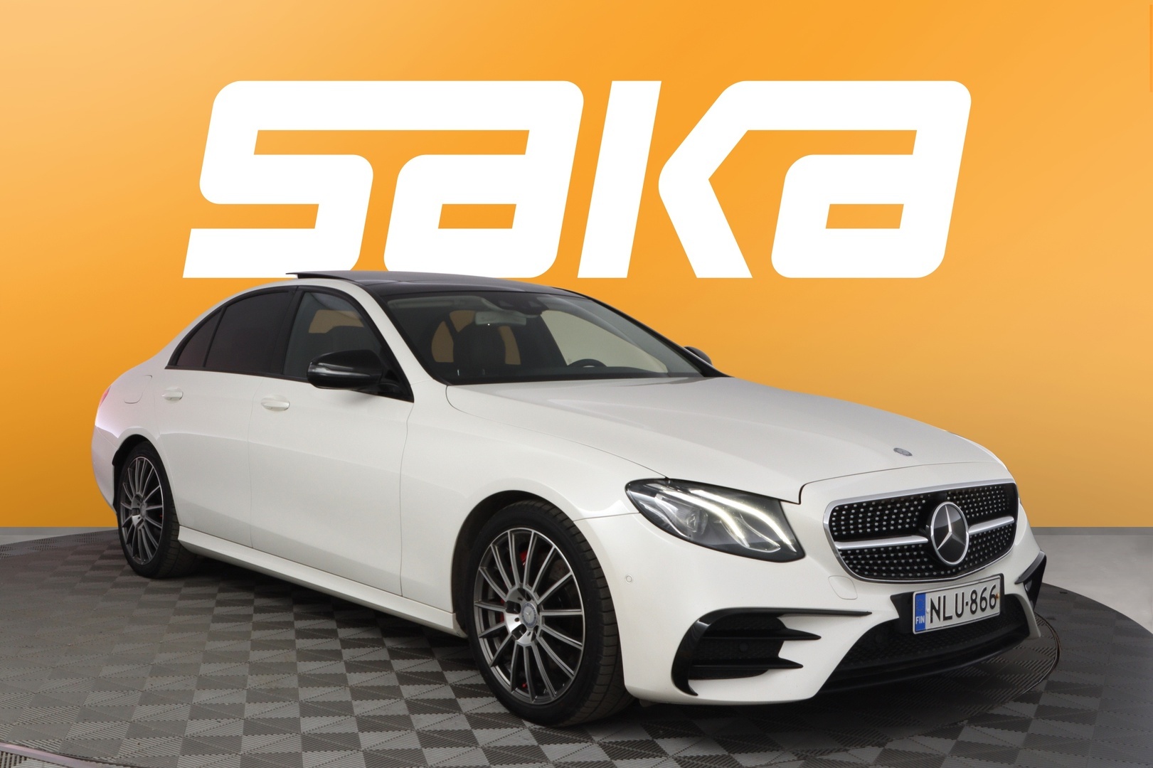 Mercedes-Benz E 350d T A Premium Business AMG