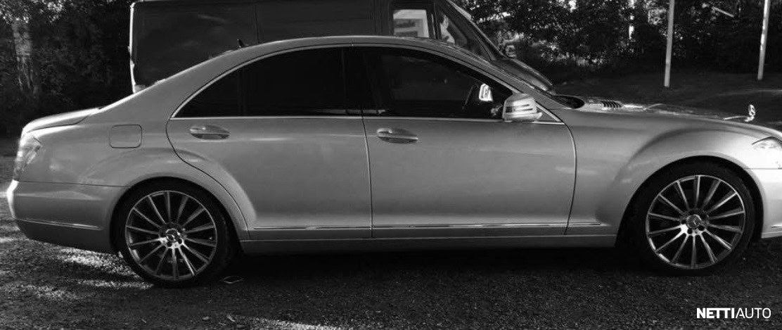 Mercedes-Benz S