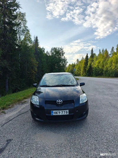 Toyota Auris 2,0 D-4D Linea Sol 5ov 2008, kuva 3/9