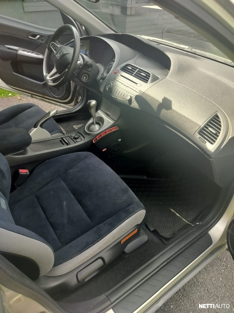 Honda Civic 2008, photo 5/9