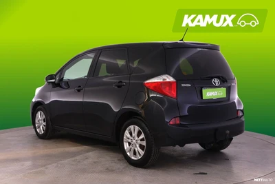 Toyota Verso-S 2012, photo 5/41