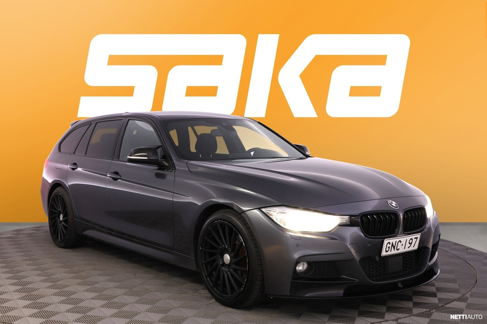 BMW 320