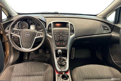 Opel Astra 2013, kuva 7/21