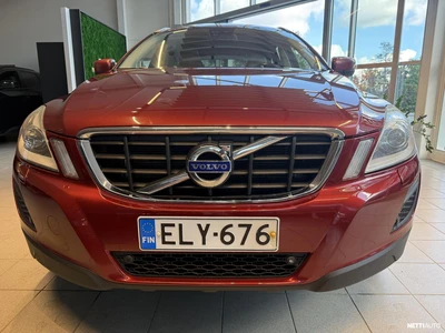 Volvo XC60 D3 AWD Summum aut 2011, kuva 2/9