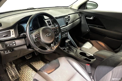 Kia Niro 1,6 GDI Business Premium DCT 2018, kuva 3/3