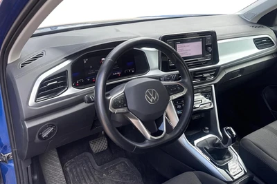 Volkswagen T-Roc 2024, photo 3/4