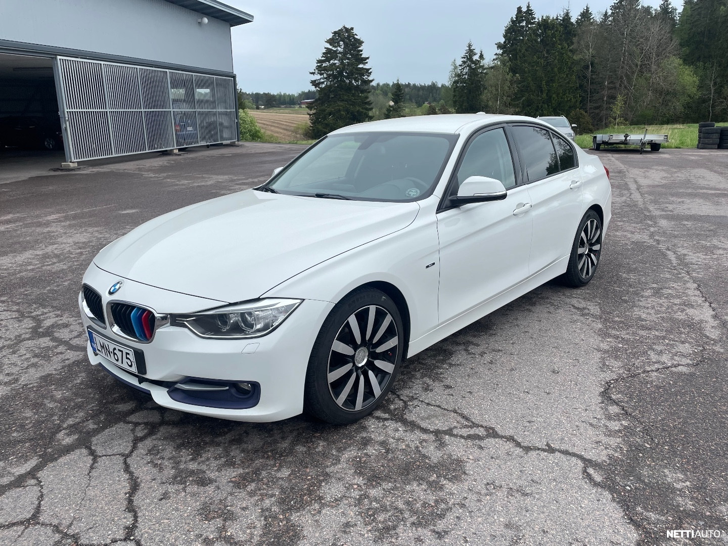 BMW 320