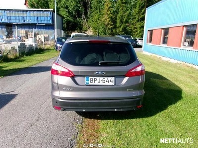 Ford Focus 2012, photo 3/12