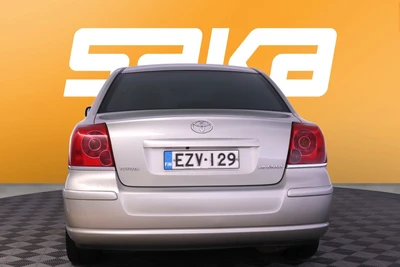 Toyota Avensis 1,6 VVT-i Linea Terra 4ov 2003, kuva 7/33