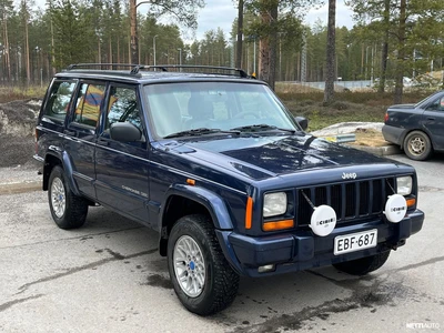 Jeep Cherokee 2001, photo 4/7