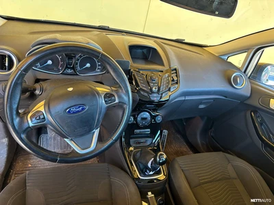 Ford Fiesta 2013, photo 4/14