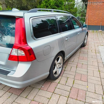 Volvo V70 2,0D Momentum 2010, kuva 3/14