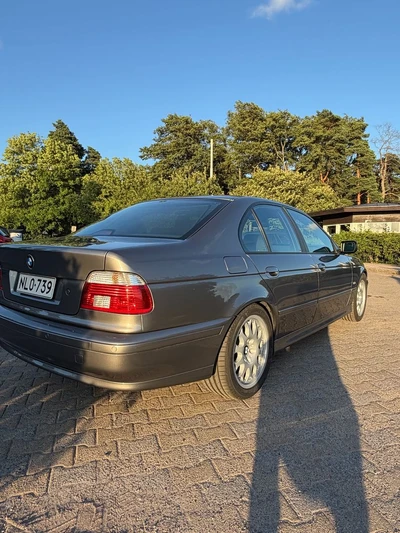 BMW 525 dA 2003, kuva 3/24