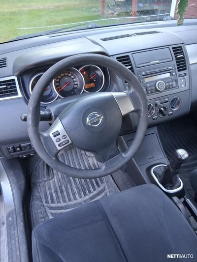 Nissan Tiida 1.6 sedan 2007, photo 6/8
