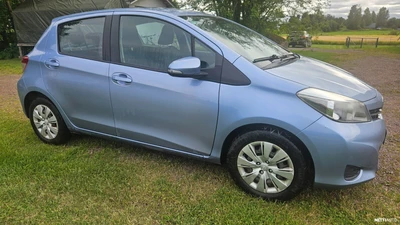 Toyota Yaris 1,33 Dual VVT-i Active 5ov 2013, kuva 4/14