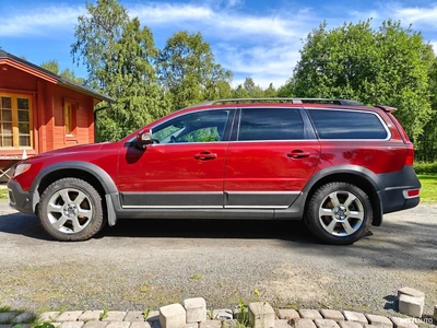 Volvo XC70 D5 AWD Summum aut 2011, kuva 2/10