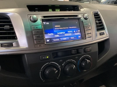 Toyota Hilux Extra Cab 2.5 D-4D SR 4WD 2015, photo 4/7