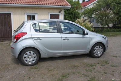 Hyundai i20 5d 1,2 5MT Classic 2013, kuva 2/12