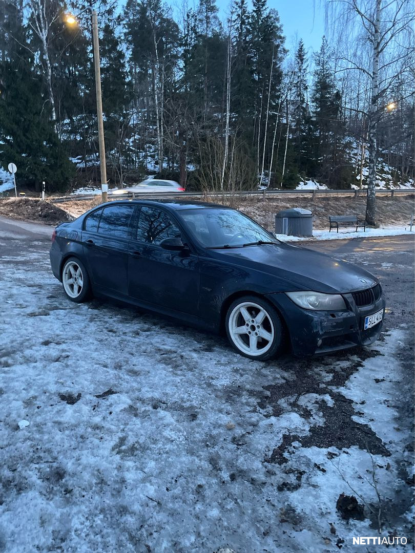 BMW 320