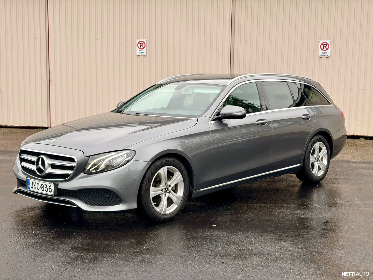 Mercedes-Benz E