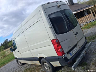 Volkswagen Crafter 2010, photo 2/3