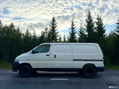 Toyota Hiace 2007, photo 5/13