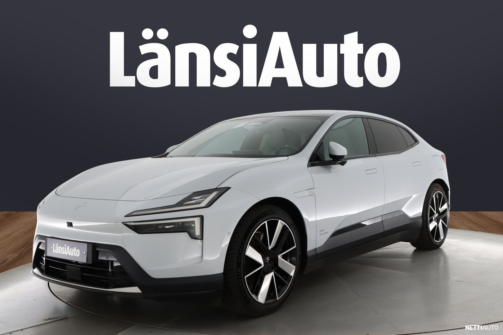 Polestar 4