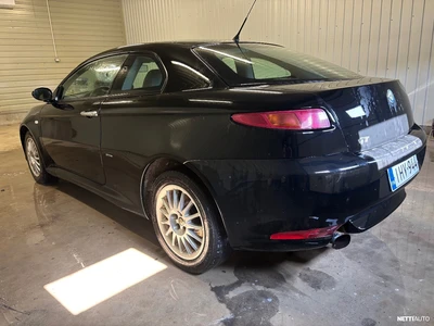 Alfa Romeo GT JTS 2009, kuva 4/5