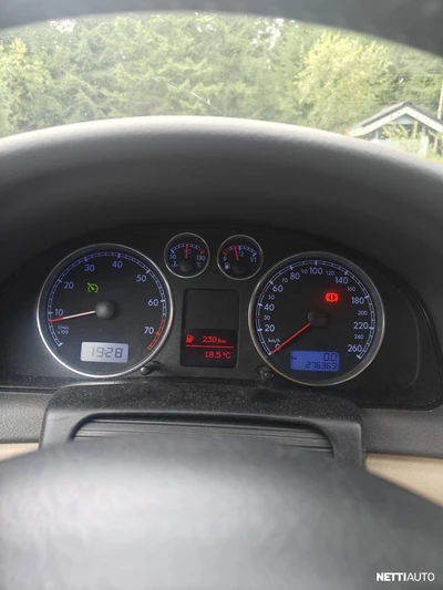 Volkswagen Passat 2004, kuva 3/12
