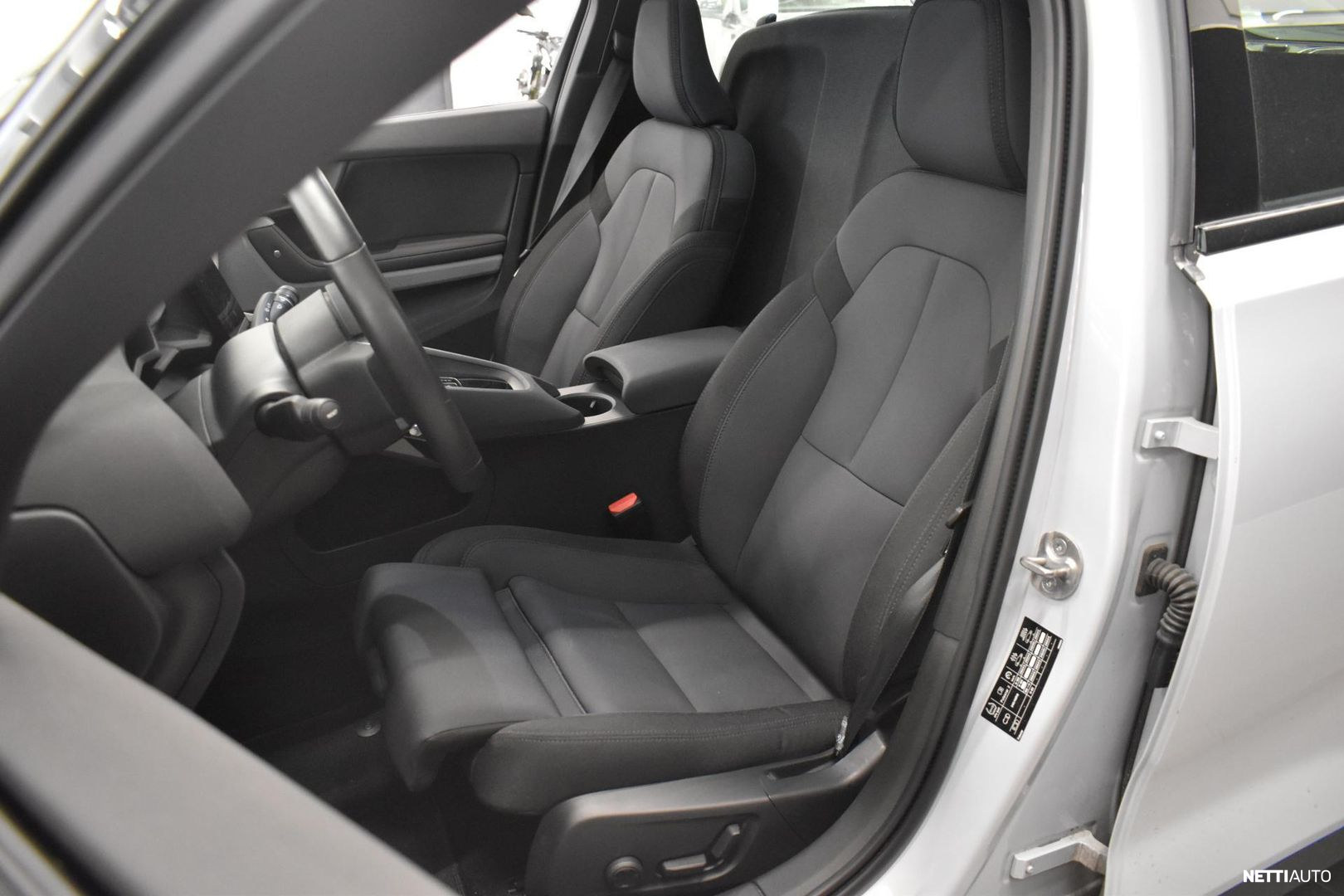 Polestar 2 2024, photo 7/28
