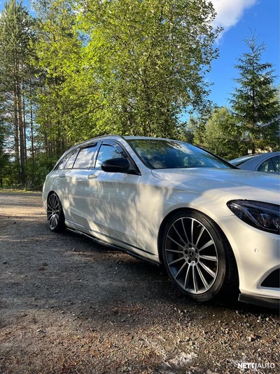 Mercedes-Benz 350 2016, photo 4/18