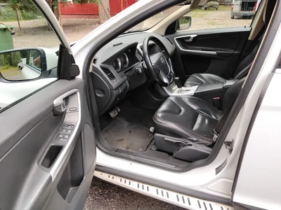 Volvo XC60 2011, kuva 6/10