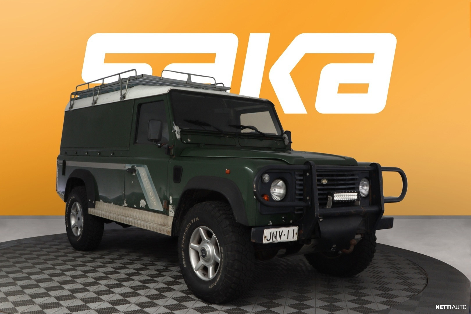 Land Rover Defender