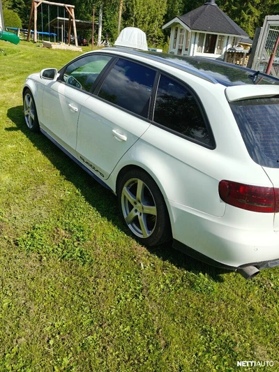 Audi A4 2009, photo 4/4