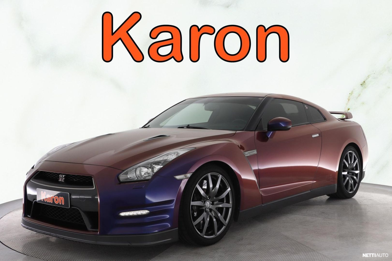 Nissan GT-R