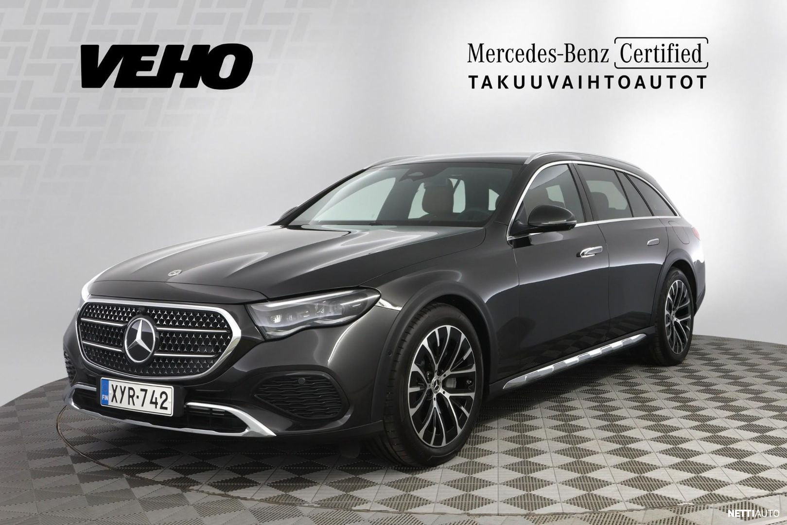 Mercedes-Benz E