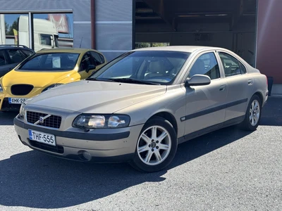 Volvo S60 2,4i 140hv Business man 2001, photo 1/5
