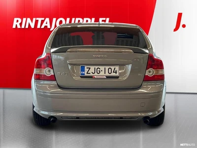 Volvo S40 T5 Momentum 2004, kuva 5/25