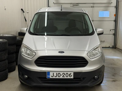 Ford Transit Courier 2016, kuva 7/10