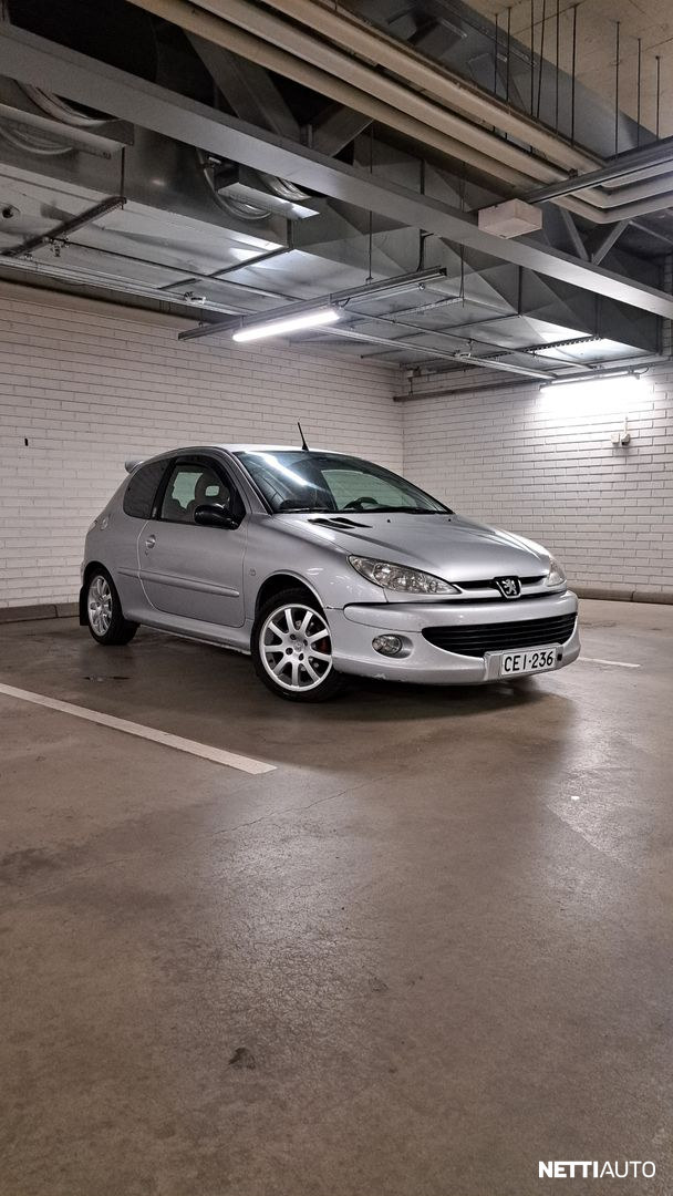 Peugeot 206