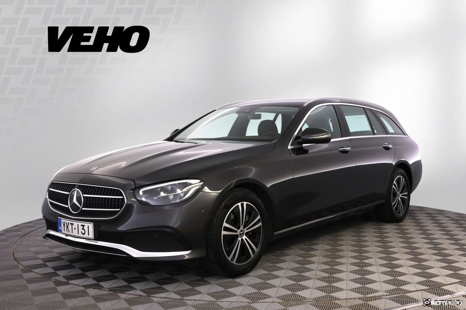 Mercedes-Benz E