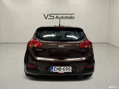 Kia Ceed 2012, photo 4/20