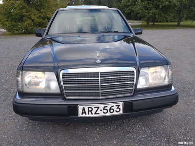 Mercedes-Benz 230 230E 1992, kuva 2/10