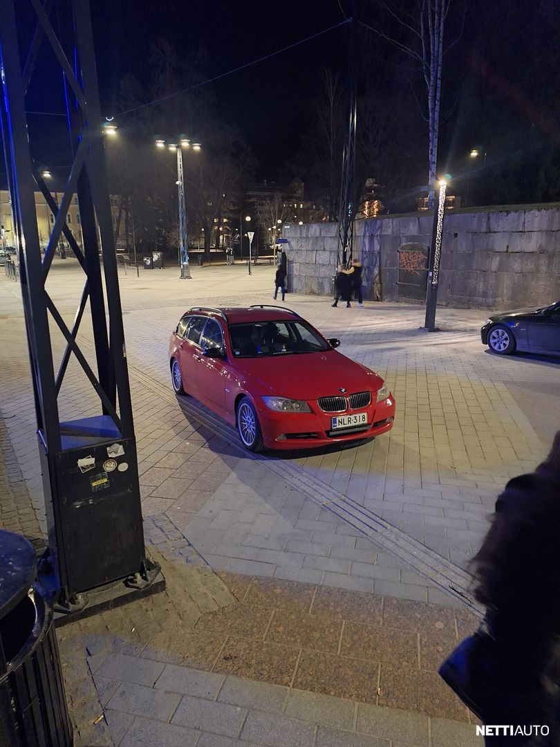 BMW 325