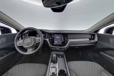 Volvo XC60 T6 AWD Long Range Core aut 2023, photo 7/13
