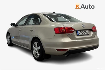 Volkswagen Jetta 2012, photo 2/21